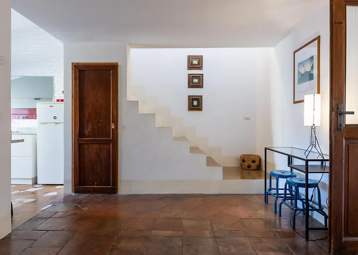 Attico Spazioso Ed Elegante A Santa Maria Maggiore דירה רומא